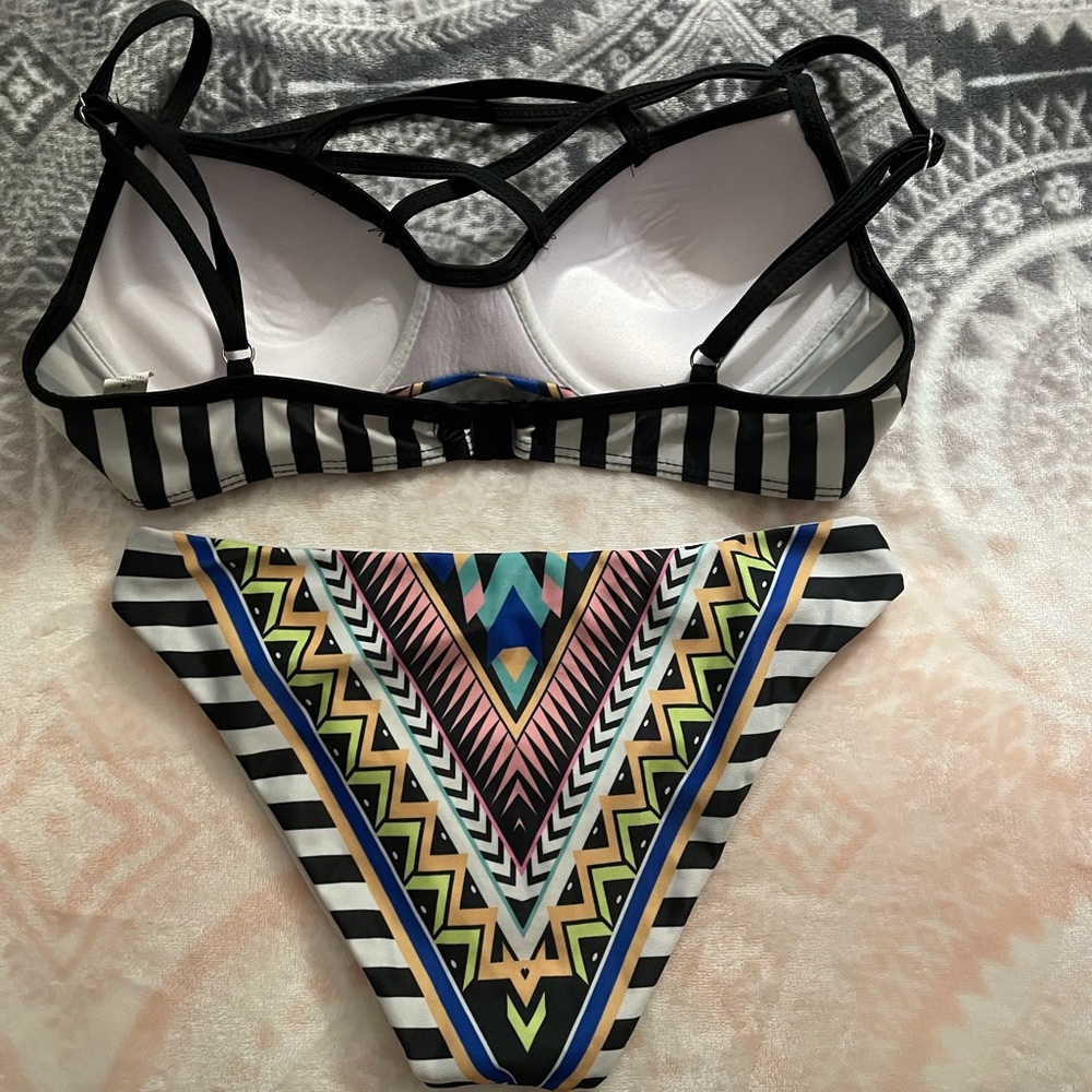 Aztec Colorful Bikini Set - Picture 4 of 9